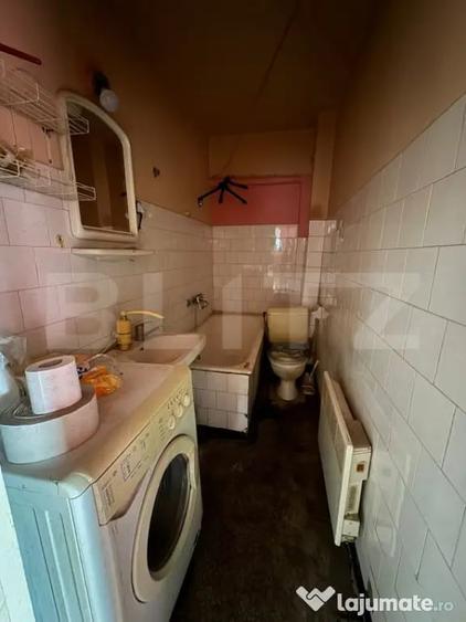 Apartament cu 3 camere decomandat în Turda
