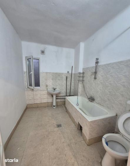 Casă cu 3 camere cu Teren 266 Mp în Central