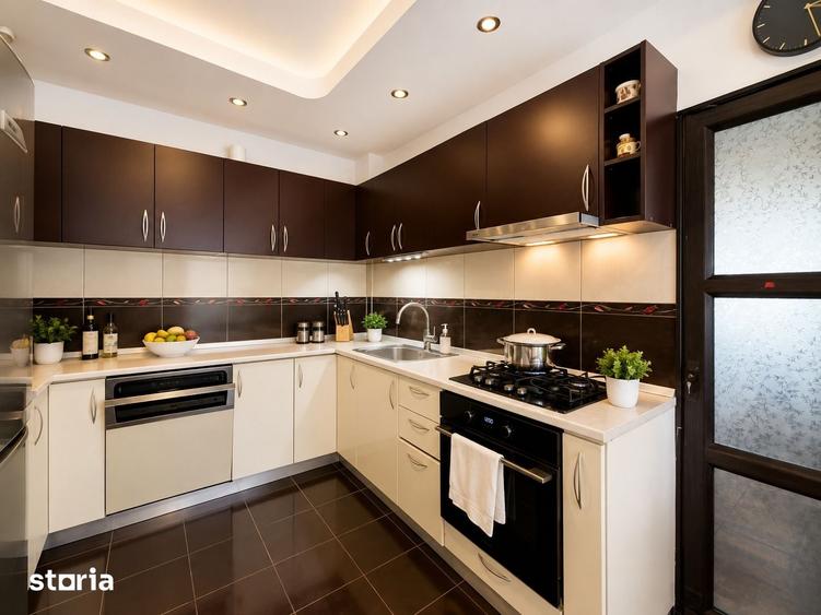 Casă cu 4 camere cu Teren 600 Mp în Central