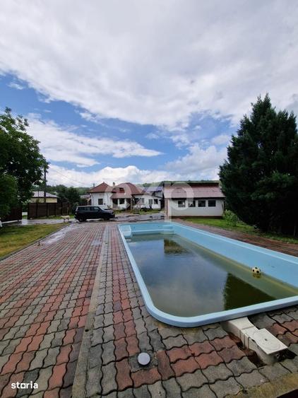 Casă cu 4 camere în Răzvad