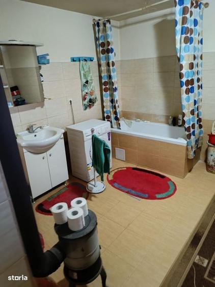 Casă cu 4 camere cu Teren 2037 Mp în Chirpăr