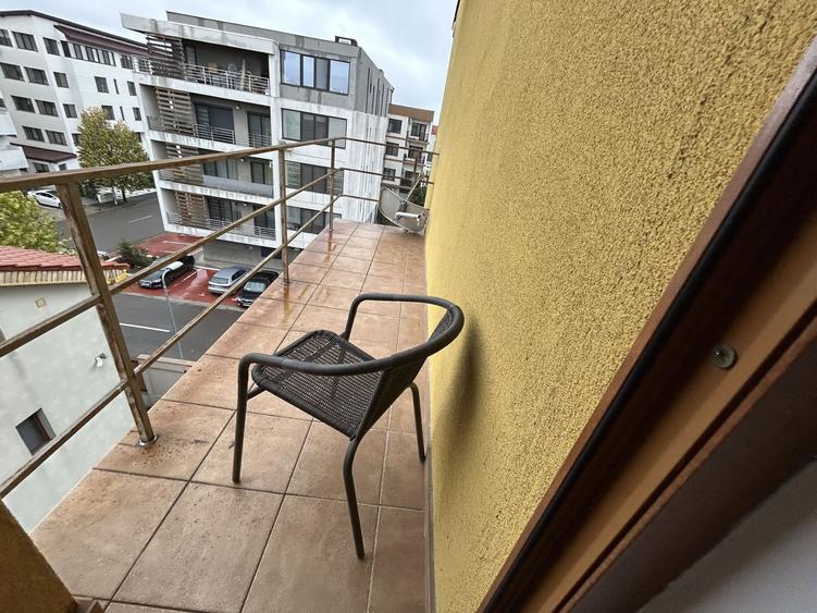 Apartament cu 2 camere decomandat, mobilat în Primo