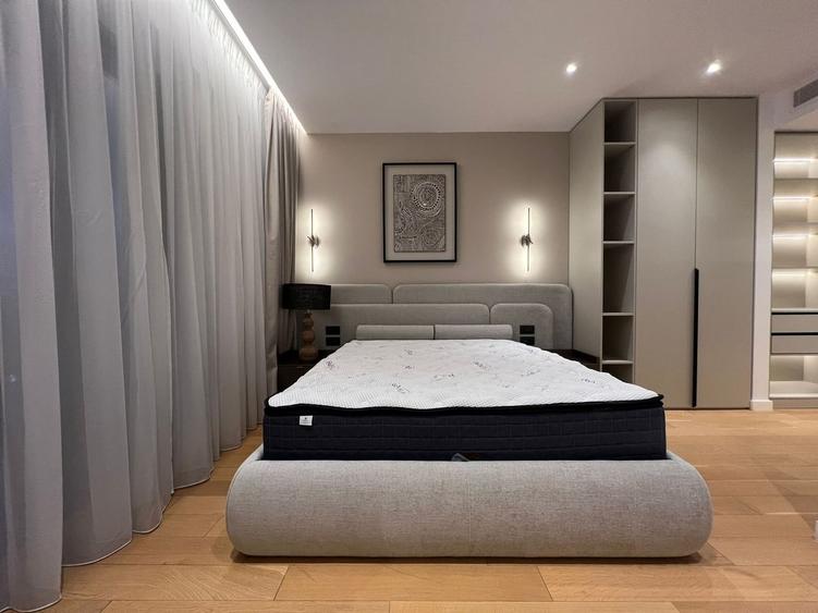 Apartament cu 4 camere decomandat în Herăstrău