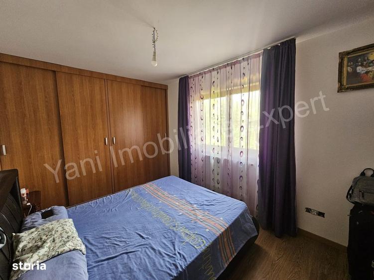 Casă cu 4 camere în Dumirești
