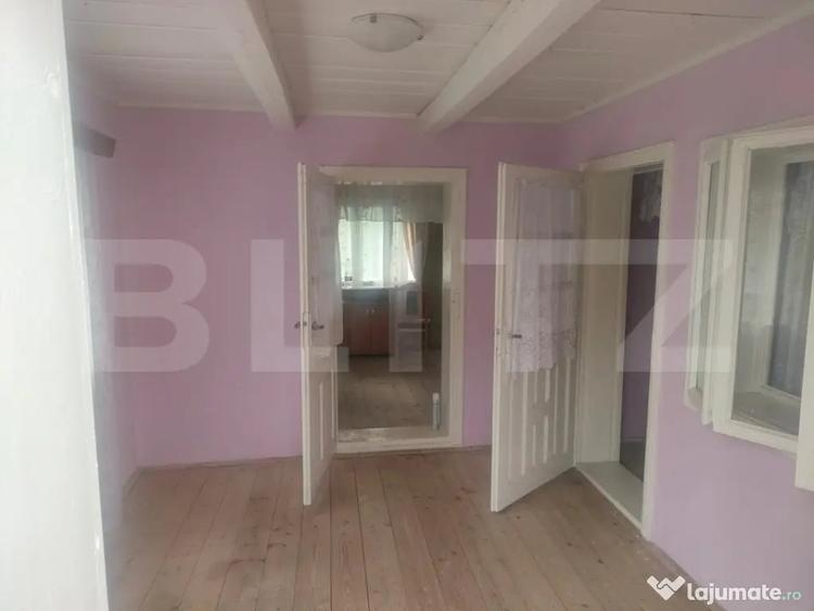 Casă cu 3 camere cu Teren 1500 Mp în Negostina