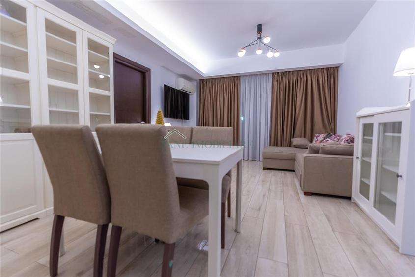 Apartament cu 2 camere semidecomandat, mobilat în Băneasa