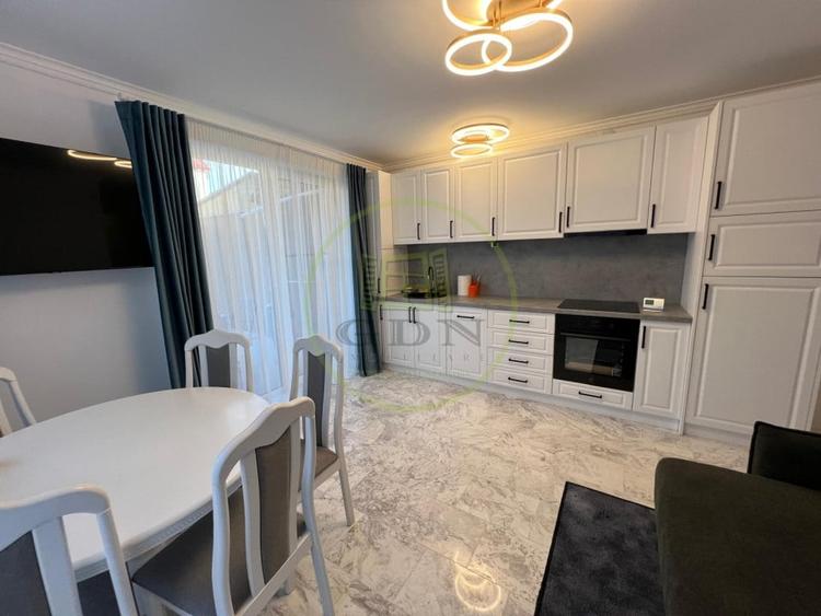 Duplex cu 4 camere cu Canalizare în Florești
