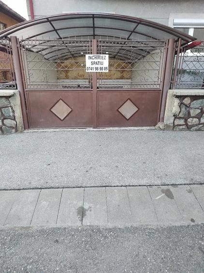 Spațiu comercial, de 25 mp, în Lupeni