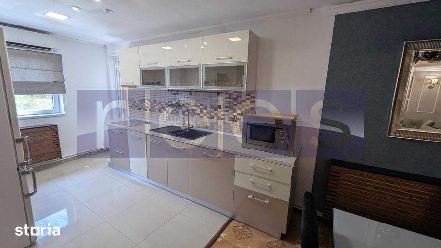 Apartament cu 3 camere în Vitan
