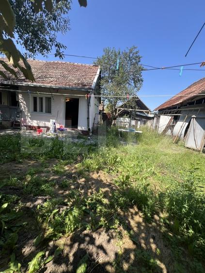 Casă individuală cu 3 camere cu Garaj în Industrială