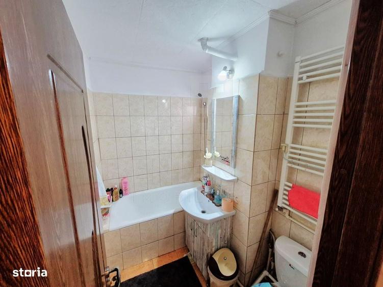 Apartament cu 2 camere în Craiovița Nouă