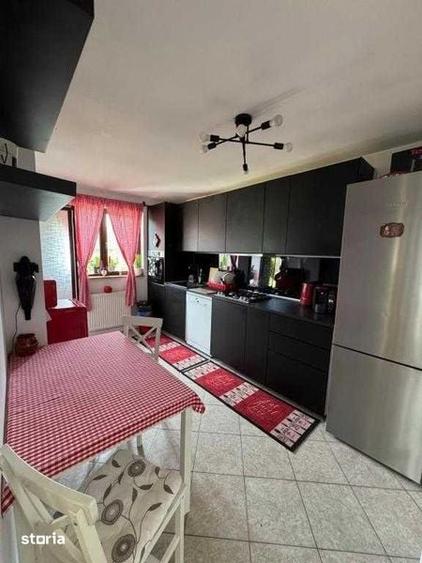 Casă cu 4 camere cu Teren 120 Mp în Central