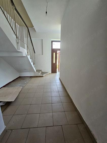 Spațiu comercial, de 45 mp, în Săveni