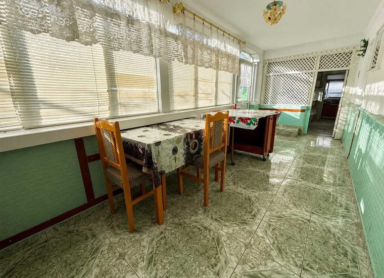 Casă cu 4 camere în Poienarii-Rali