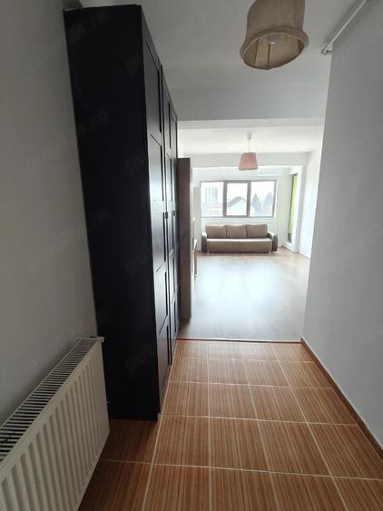Apartament cu 2 camere semidecomandat în Bucureștii Noi