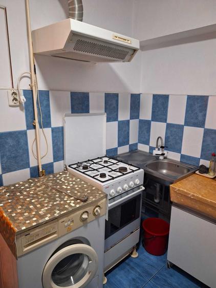 Garsonieră decomandată în Central