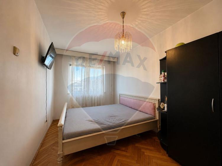 Apartament cu 3 camere semidecomandat, mobilat în Mănăștur
