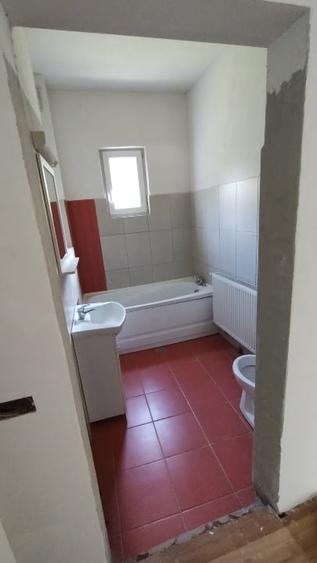Casă individuală cu 4 camere cu Teren 309 Mp în Griviței