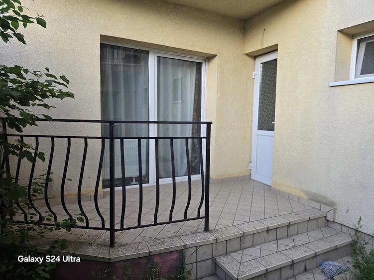 Apartament cu 2 camere decomandat în Sânmartin