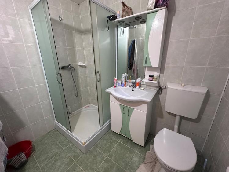 Casă individuală cu 8 camere cu Canalizare în Blaj
