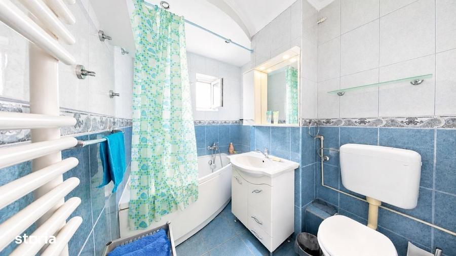 Apartament cu 2 camere în Intim