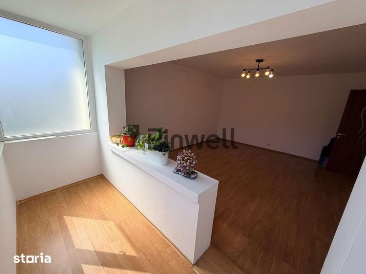Apartament cu 2 camere decomandat în Tei