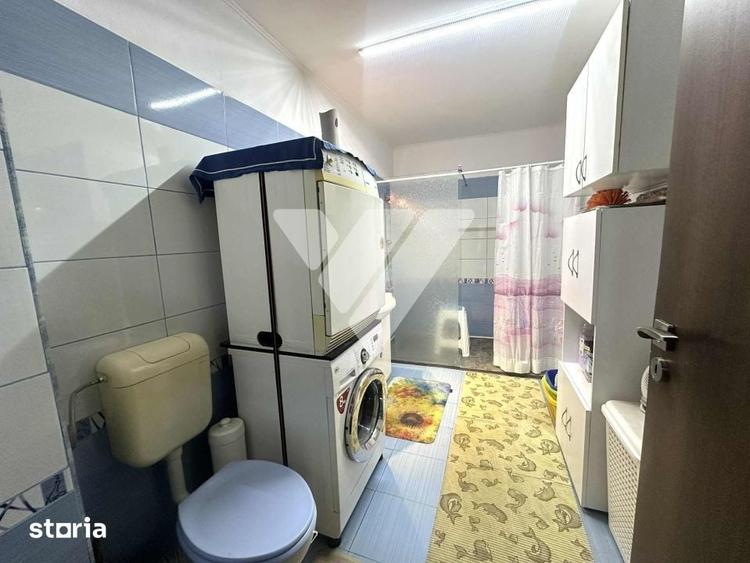 Casă cu 5 camere decomandat cu Teren 473 Mp în Șelimbăr