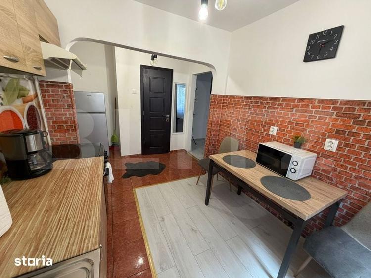 Apartament cu 2 camere în Cetate