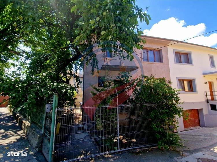 Casă cu 4 camere în Ungureni