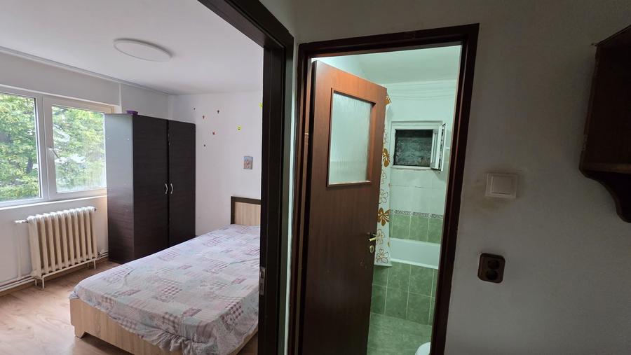 Apartament cu 2 camere semidecomandat în Vest