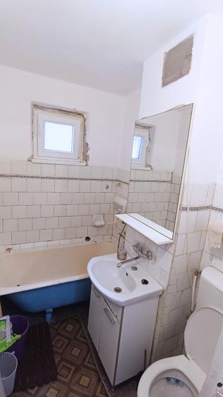 Apartament cu 2 camere semidecomandat, mobilat în Aviatori