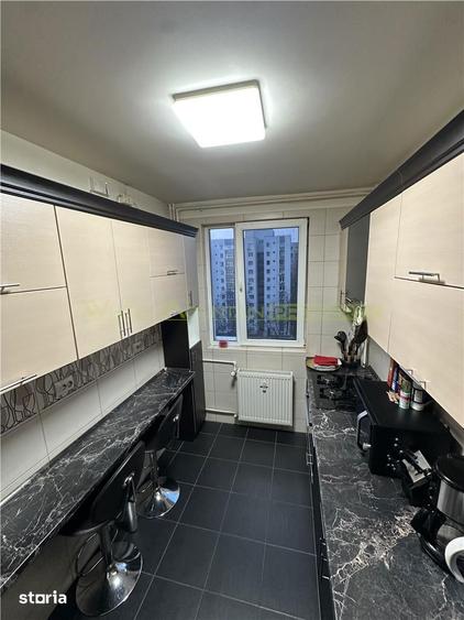 Apartament cu 3 camere, mobilat în Drumul Taberei