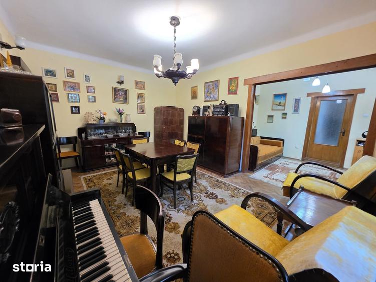Casă cu 4 camere cu Teren 323 Mp în Central