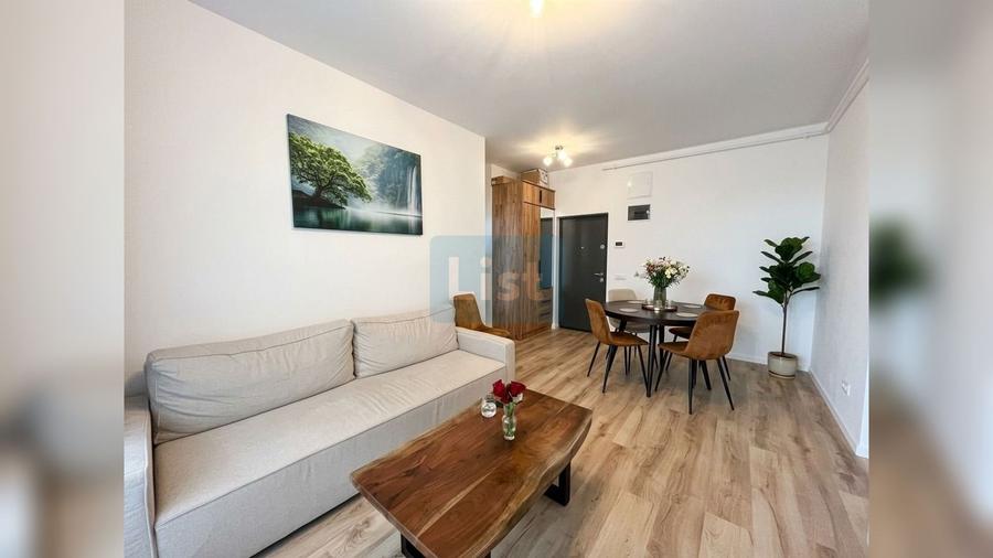 Apartament cu 2 camere semidecomandat, mobilat în Florești