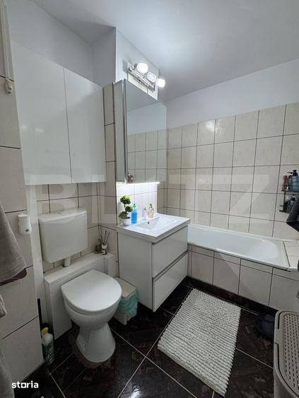 Apartament cu 3 camere decomandat în Albești