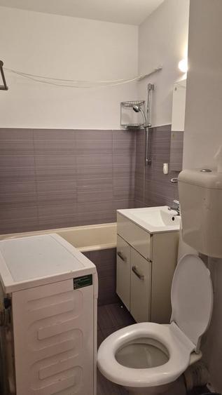 Garsonieră decomandată, mobilată în Măgurele