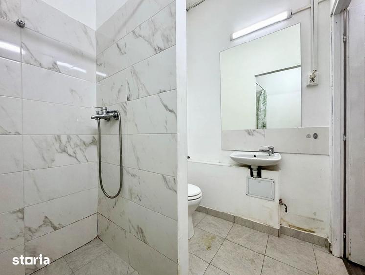 Spațiu comercial, de 40 mp, în Central