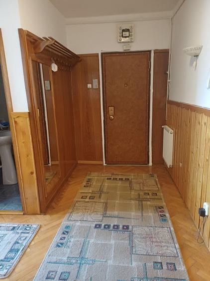 Apartament cu 3 camere decomandat în Andrei Mureșanu