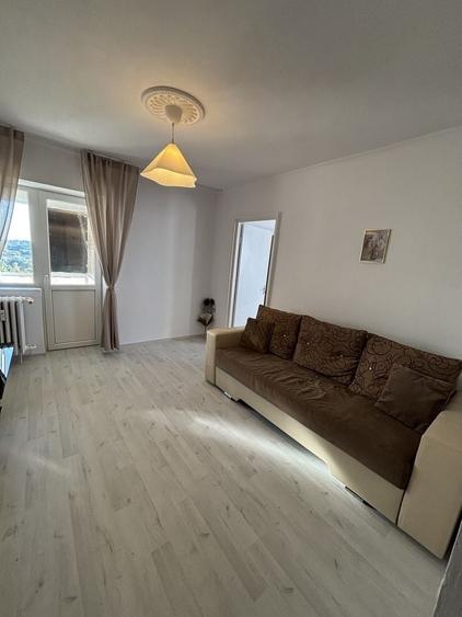 Apartament cu 2 camere în Olteniței