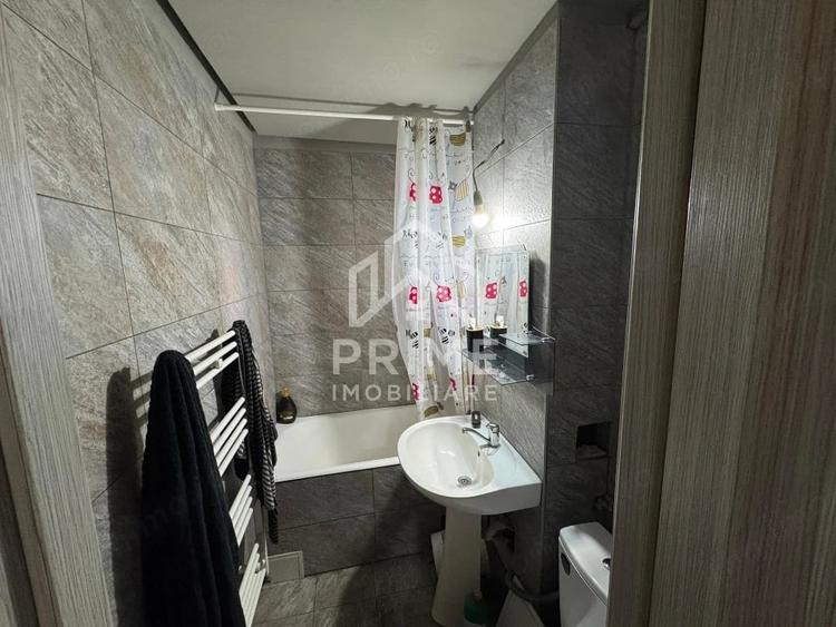 Apartament cu 3 camere decomandat în Ultracentral