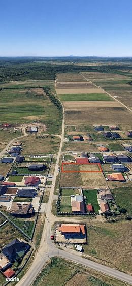 Teren de 900 mp, în Sânmartin
