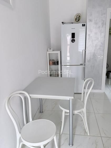 Apartament 2 camere la curte