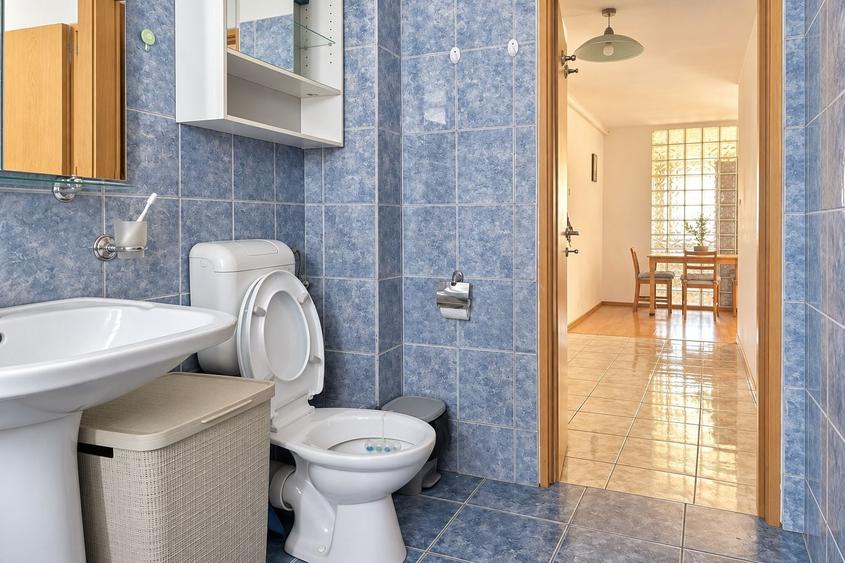 Apartament cu 3 camere semidecomandat, mobilat în Gheorgheni
