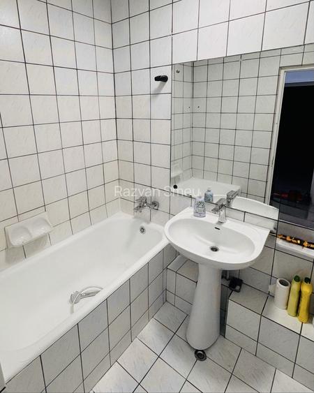 Garsoniera renovata integral metrou Iancului
