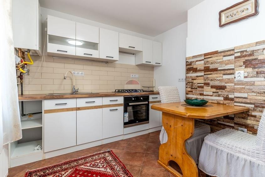Casă individuală cu 3 camere cu Teren 269 Mp în Central