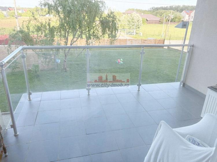 Apartament cu 2 camere decomandat, mobilat în Băneasa