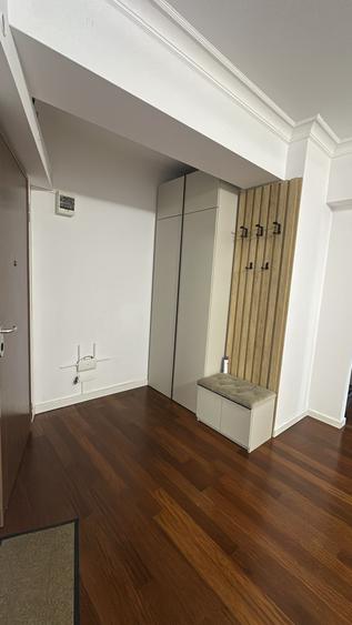 Apartament cu 2 camere, mobilat în City Park Mall