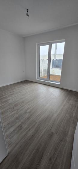 Casă cu 4 camere în Sântandrei