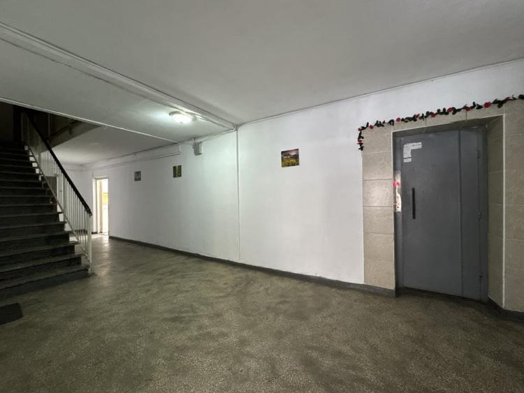 Apartament cu 2 camere decomandat în Virtuții