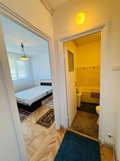 Apartament cu 2 camere semidecomandat în 1 Mai